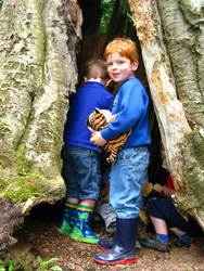 Outdoor nature classes for families and schools by Mud Pies